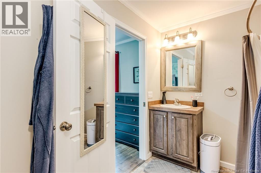 3 Daisy Street, Saint John, New Brunswick E2M 5M9 - Photo 20 - NB129690