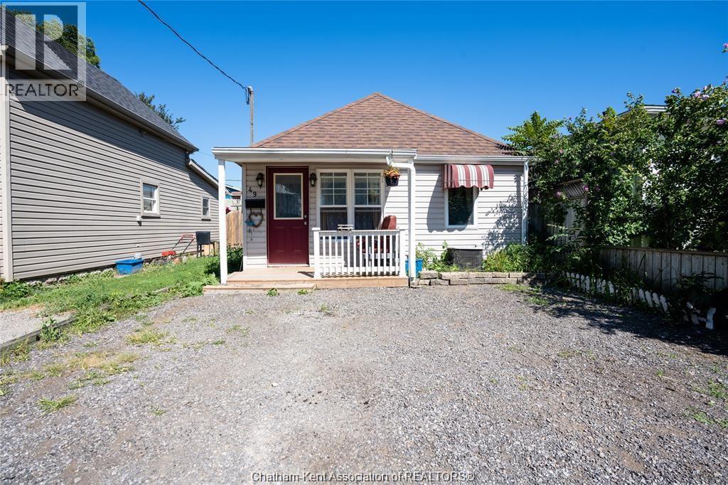 49 Degge Street, Chatham, Ontario  N7M 4X3 - Photo 1 - 25030753