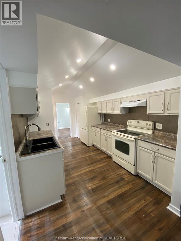 49 Degge Street, Chatham, Ontario  N7M 4X3 - Photo 10 - 25030753