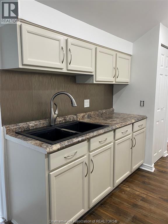 49 Degge Street, Chatham, Ontario  N7M 4X3 - Photo 11 - 25030753