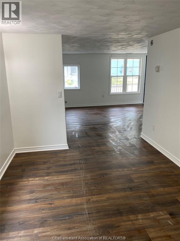 49 Degge Street, Chatham, Ontario  N7M 4X3 - Photo 8 - 25030753