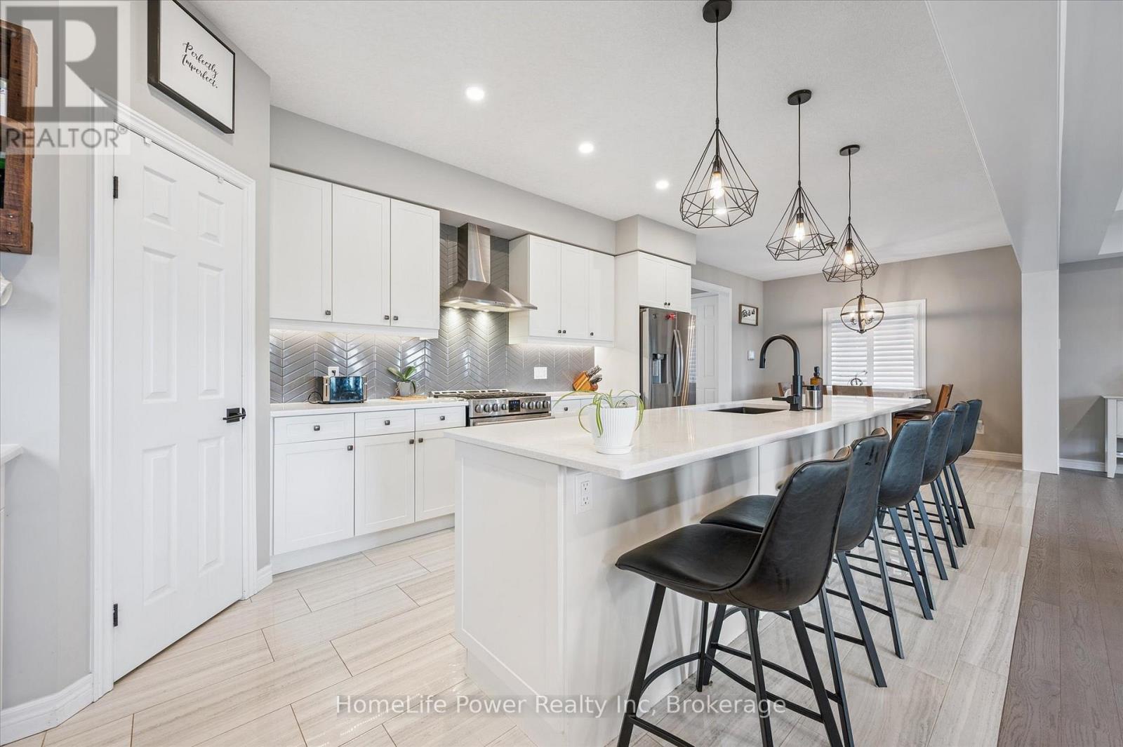 9 Everton Drive, Guelph, Ontario  N1E 0R9 - Photo 11 - X12421868