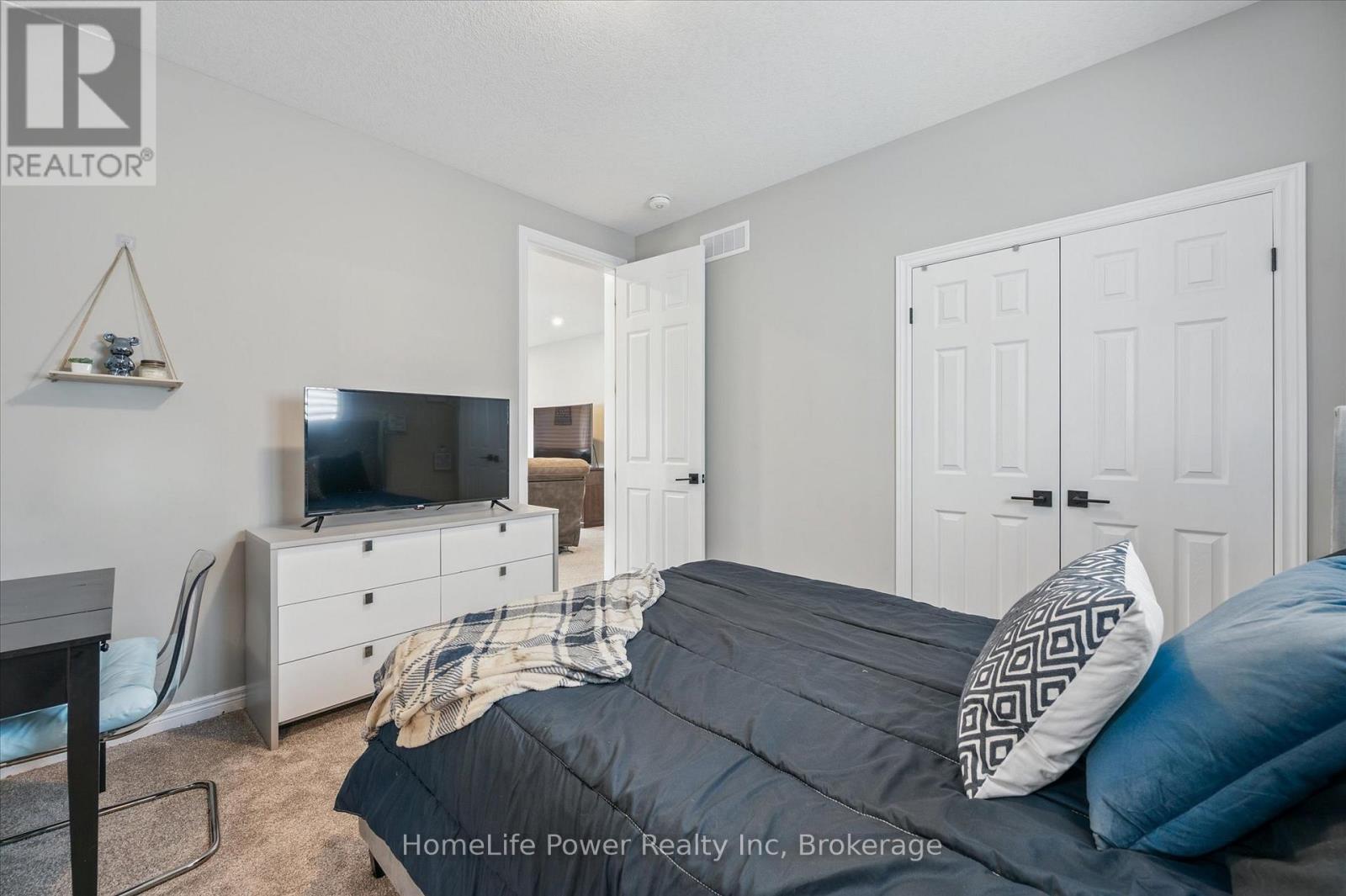 9 Everton Drive, Guelph, Ontario  N1E 0R9 - Photo 23 - X12421868