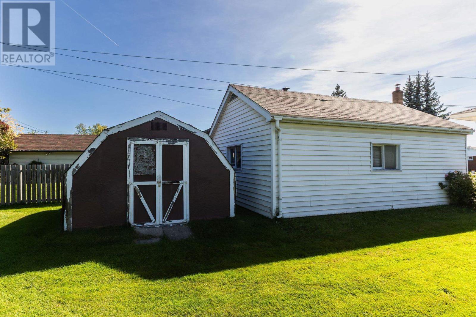 134 Ruth St, Sault Ste. Marie, Ontario  P6C 2E7 - Photo 7 - SM252718