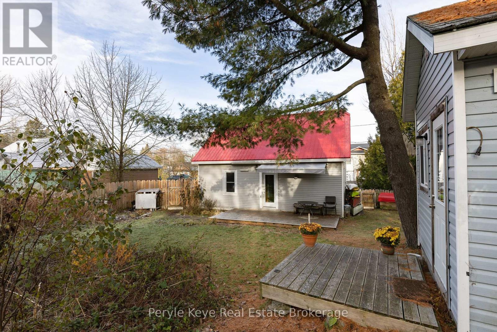 15 East Elliott Street, Huntsville, Ontario  P1H 1W8 - Photo 47 - X12589134