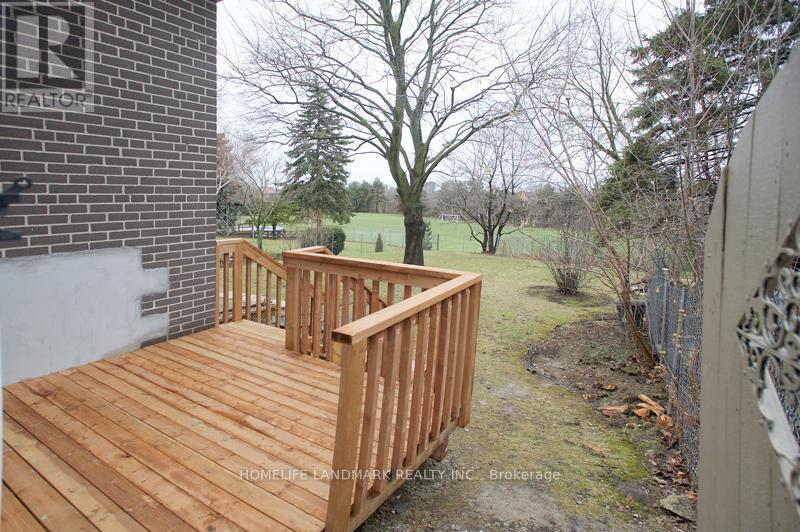 272 Essex (Work Out Basement) Avenue, Richmond Hill, Ontario  L4C 2C2 - Photo 16 - N12326334