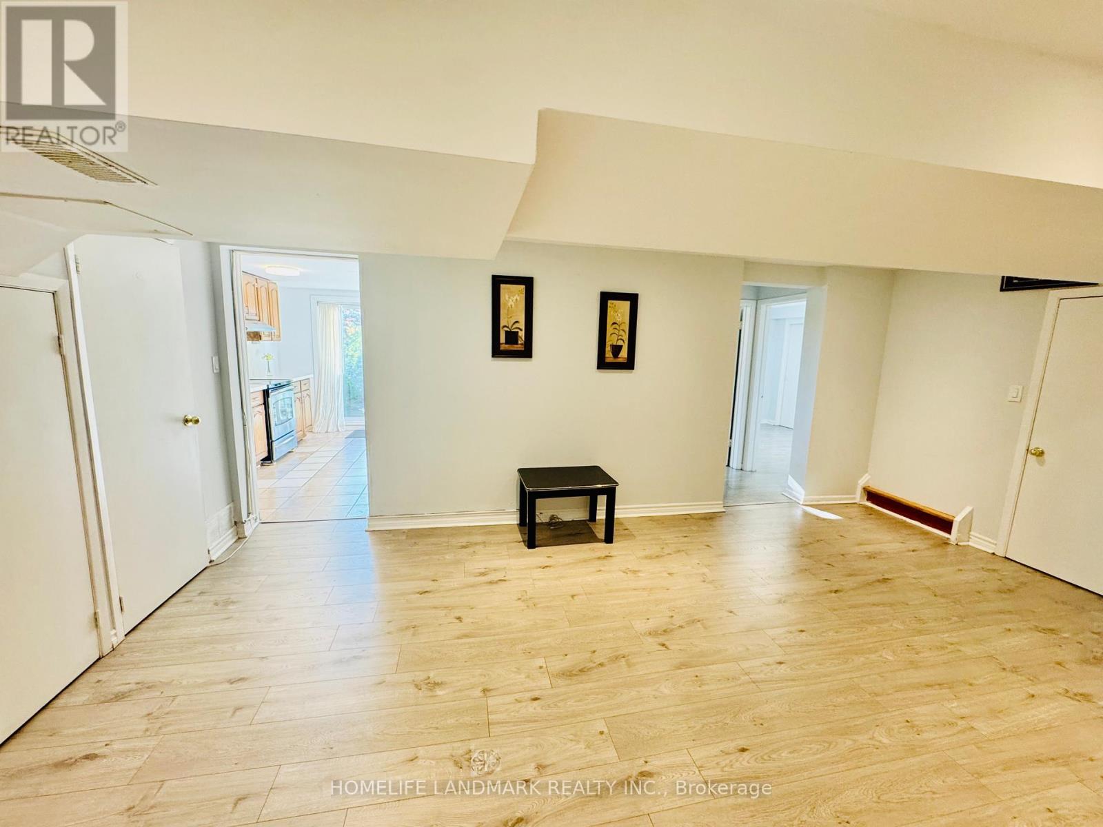 272 Essex (Work Out Basement) Avenue, Richmond Hill, Ontario  L4C 2C2 - Photo 4 - N12326334