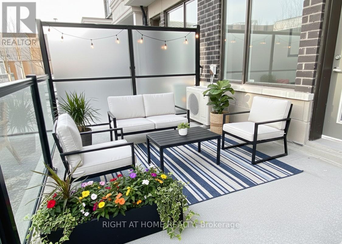 55 - 300 Alex Garden Circle, Aurora, Ontario  L4G 3G5 - Photo 3 - N12589044