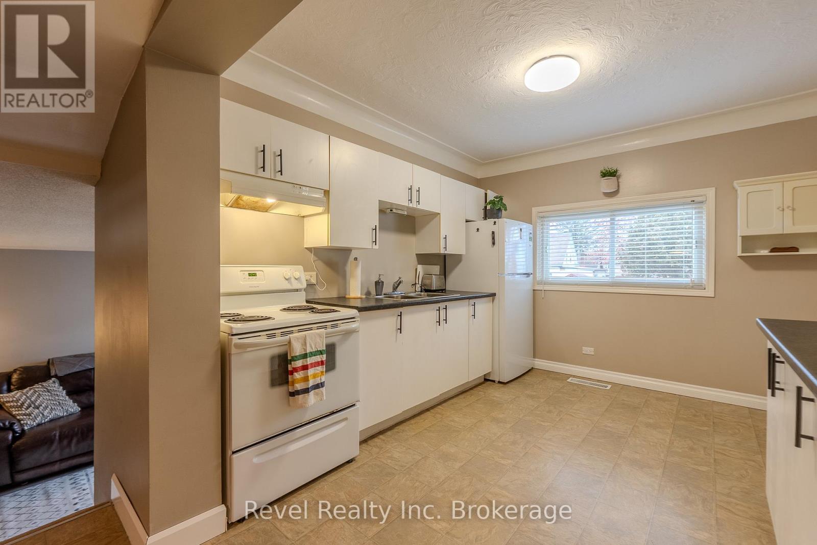 722 Morin Street, North Bay, Ontario P1B 5R9 - Photo 13 - X12589170