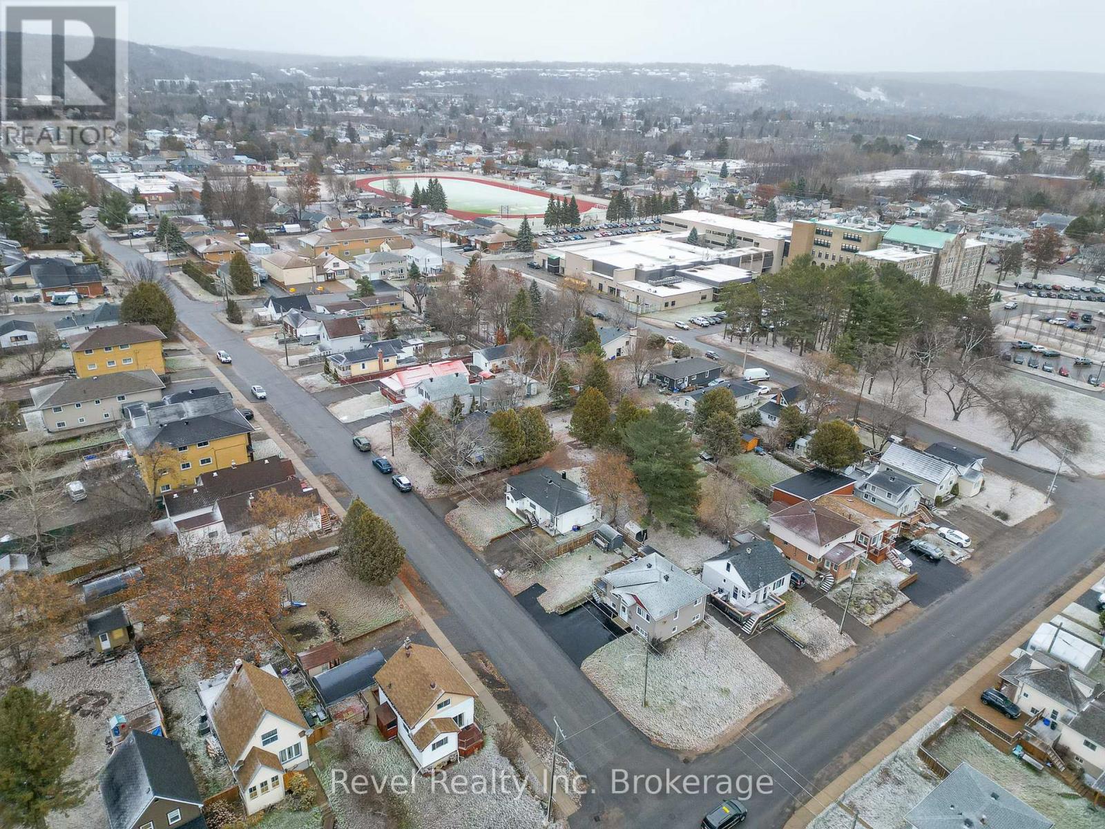 722 Morin Street, North Bay, Ontario P1B 5R9 - Photo 28 - X12589170