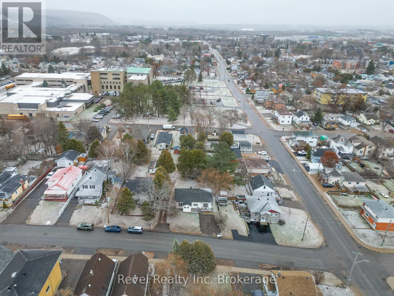 722 Morin Street, North Bay, Ontario P1B 5R9 - Photo 29 - X12589170