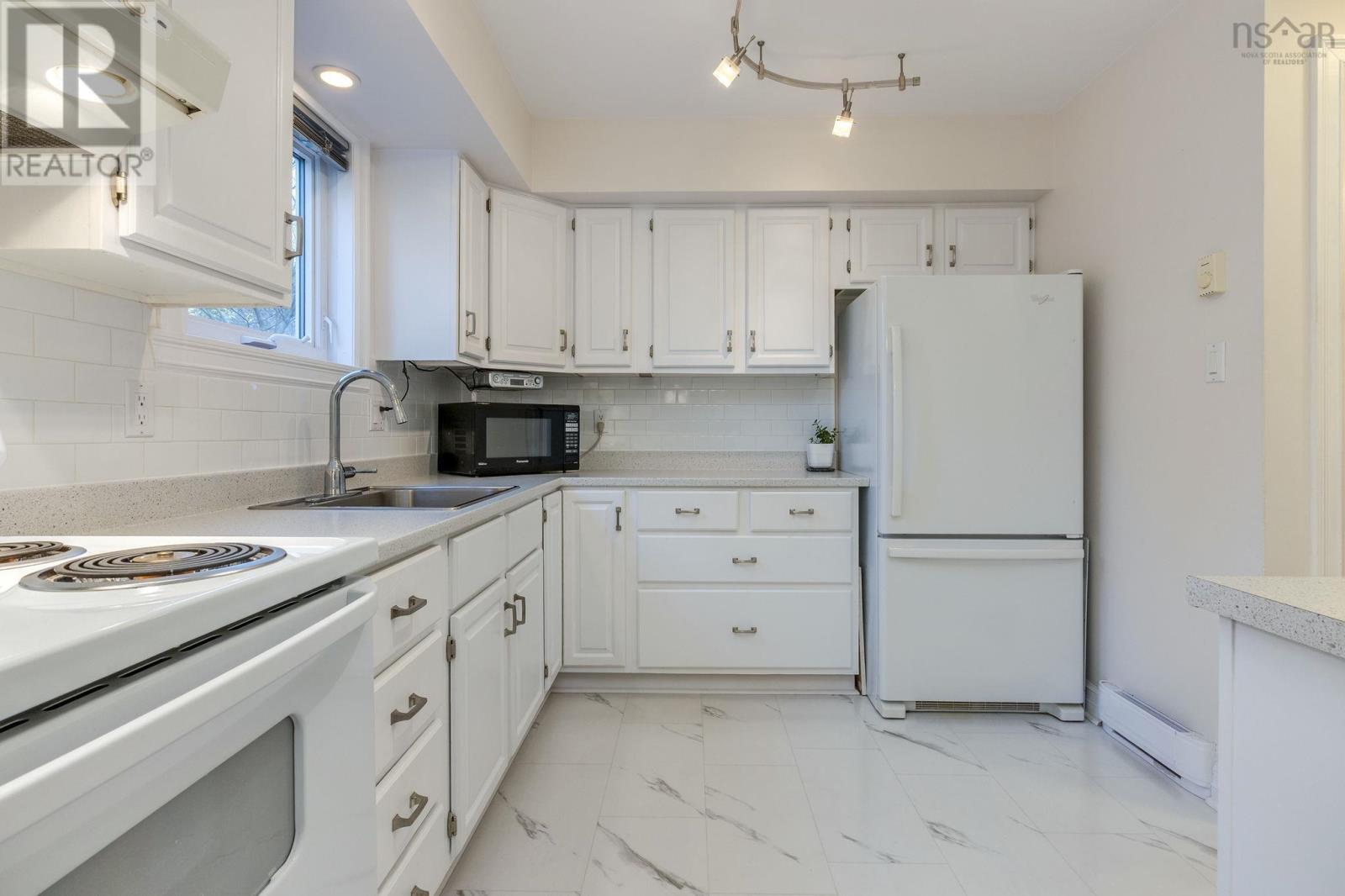 42 Colonna Place, Dartmouth, Nova Scotia  B2X 3H7 - Photo 7 - 202528786