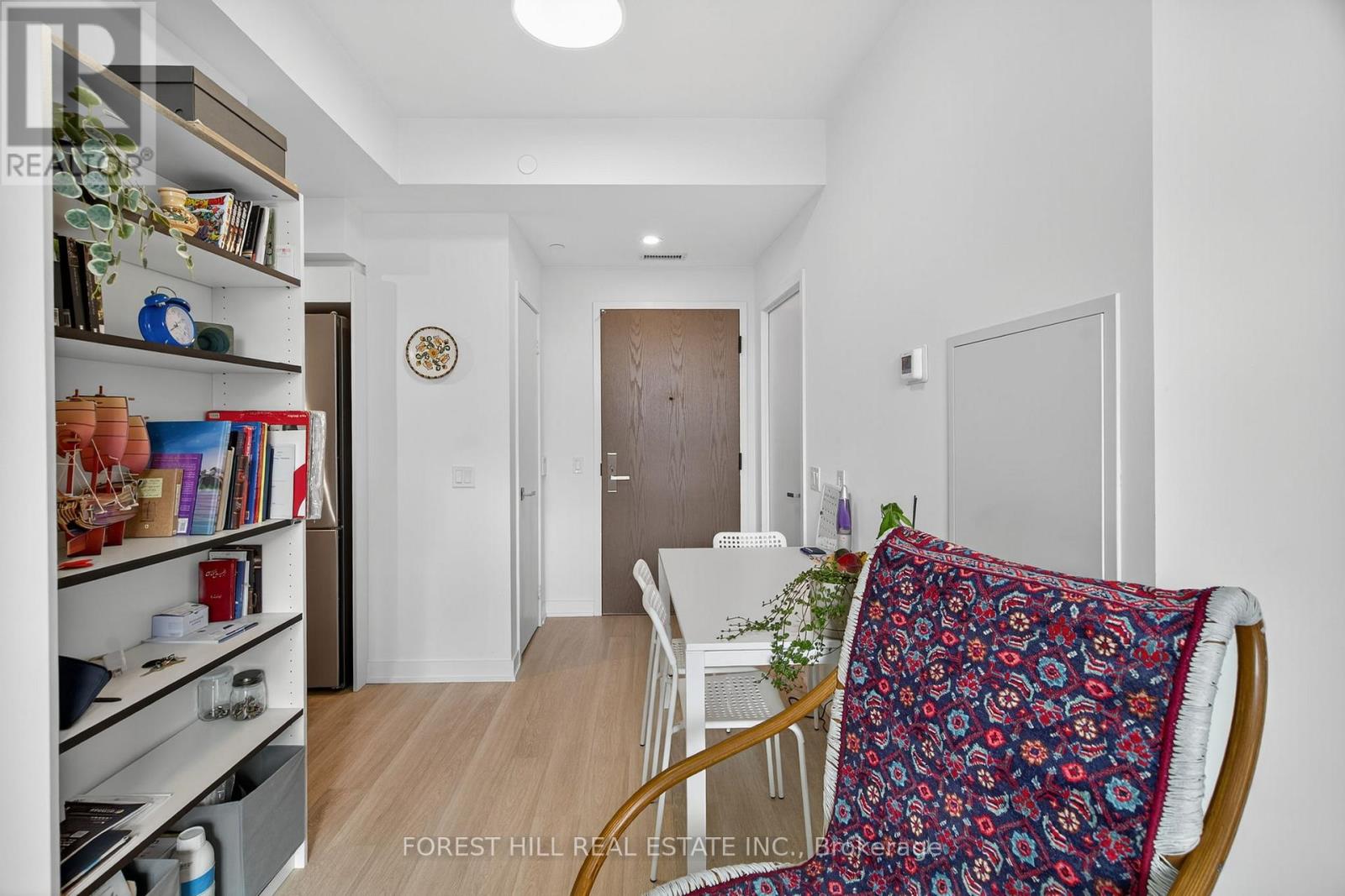 1204 - 30 Tretti Way, Toronto (Clanton Park), Ontario  M3H 0E3 - Photo 10 - C12524420