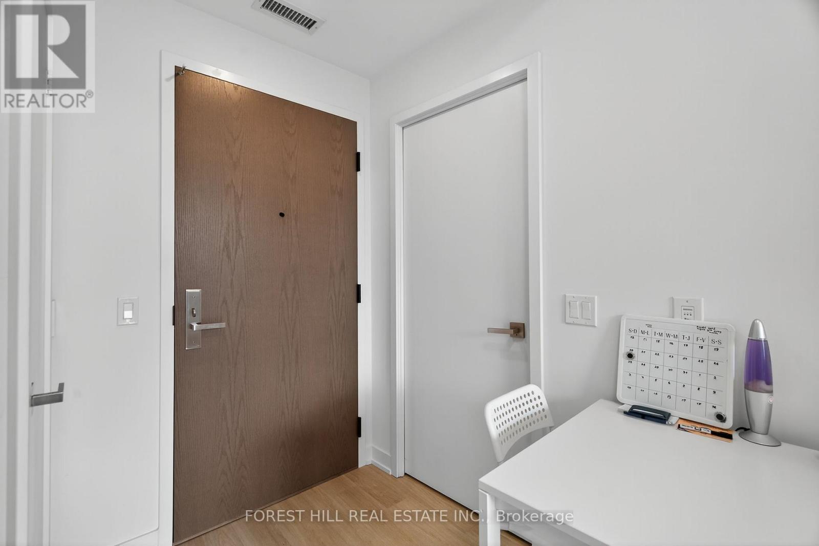 1204 - 30 Tretti Way, Toronto (Clanton Park), Ontario  M3H 0E3 - Photo 2 - C12524420