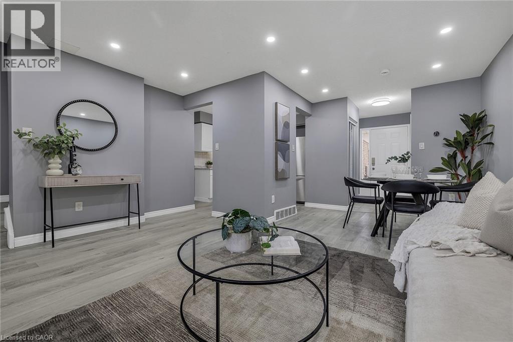 301 Clyde Road, Cambridge, Ontario  N1R 5S7 - Photo 14 - 40789587