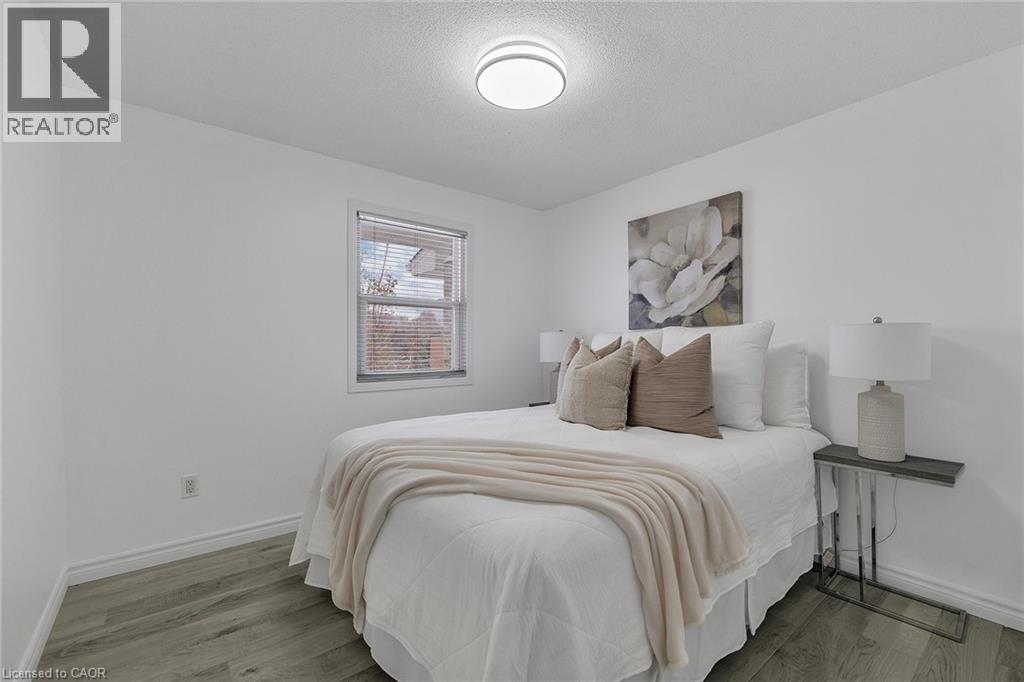 301 Clyde Road, Cambridge, Ontario  N1R 5S7 - Photo 19 - 40789587