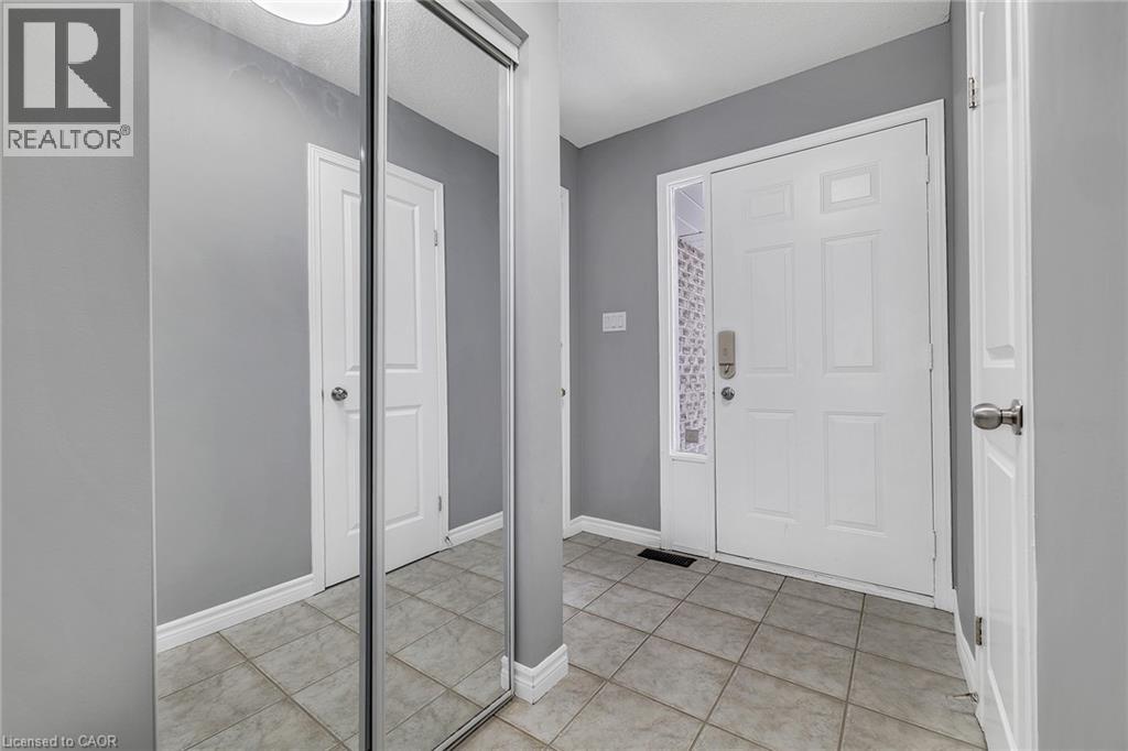 301 Clyde Road, Cambridge, Ontario  N1R 5S7 - Photo 2 - 40789587