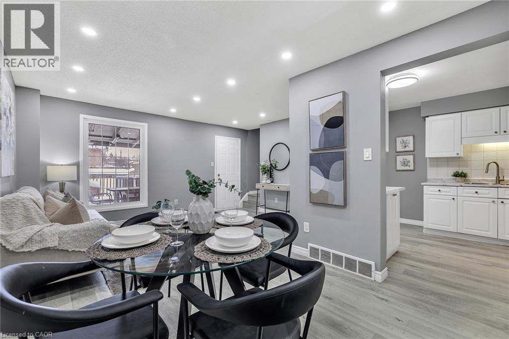 301 Clyde Road, Cambridge, Ontario  N1R 5S7 - Photo 5 - 40789587