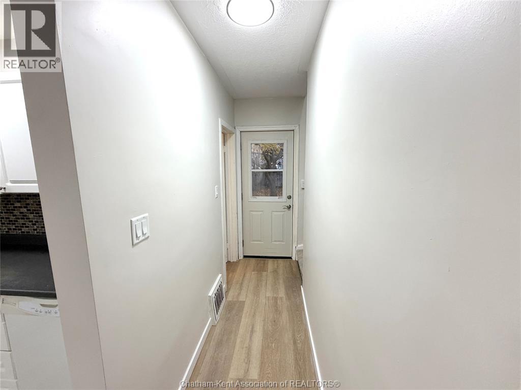 149 Tweedsmuir Avenue West, Chatham, Ontario  N7M 2A5 - Photo 9 - 25030819