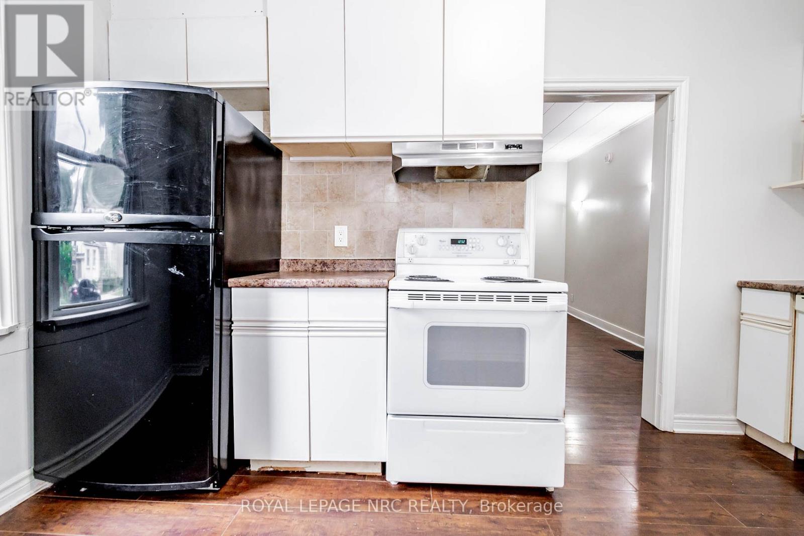 1 - 53 Wellington Street, St. Catharines, Ontario  L2R 5P9 - Photo 11 - X12589172