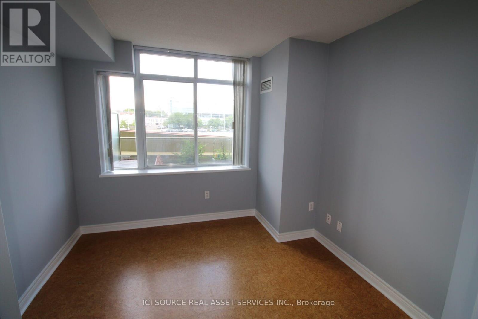 305 - 70 Mill Street, Toronto, Ontario  M5A 4R1 - Photo 2 - C12589148