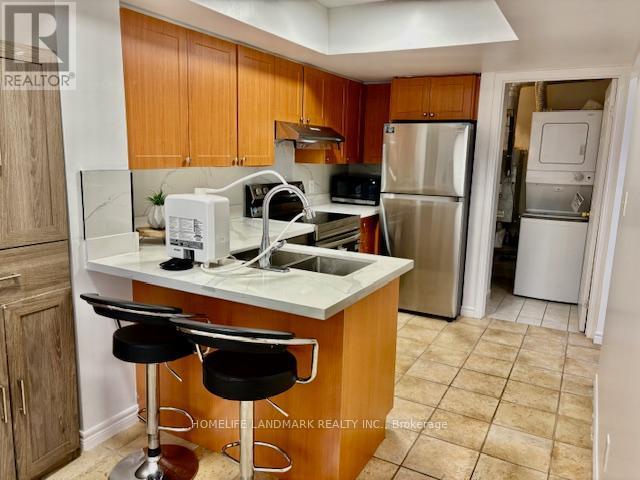 5 - 45 Cedarcroft Boulevard, Toronto, Ontario  M2R 3Y2 - Photo 8 - C12589178