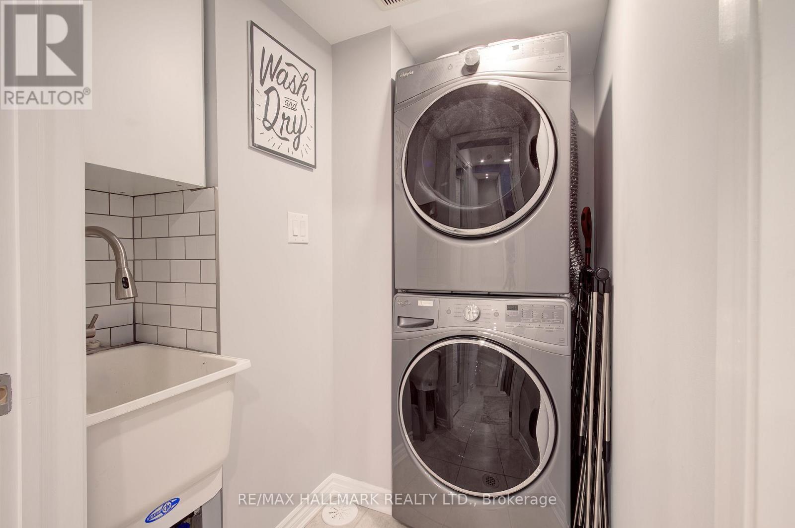 1036 Dragonfly Avenue, Pickering, Ontario  L1X 0E7 - Photo 12 - E12589116