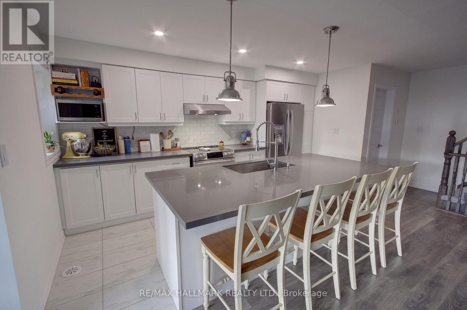 1036 Dragonfly Avenue, Pickering, Ontario  L1X 0E7 - Photo 16 - E12589116