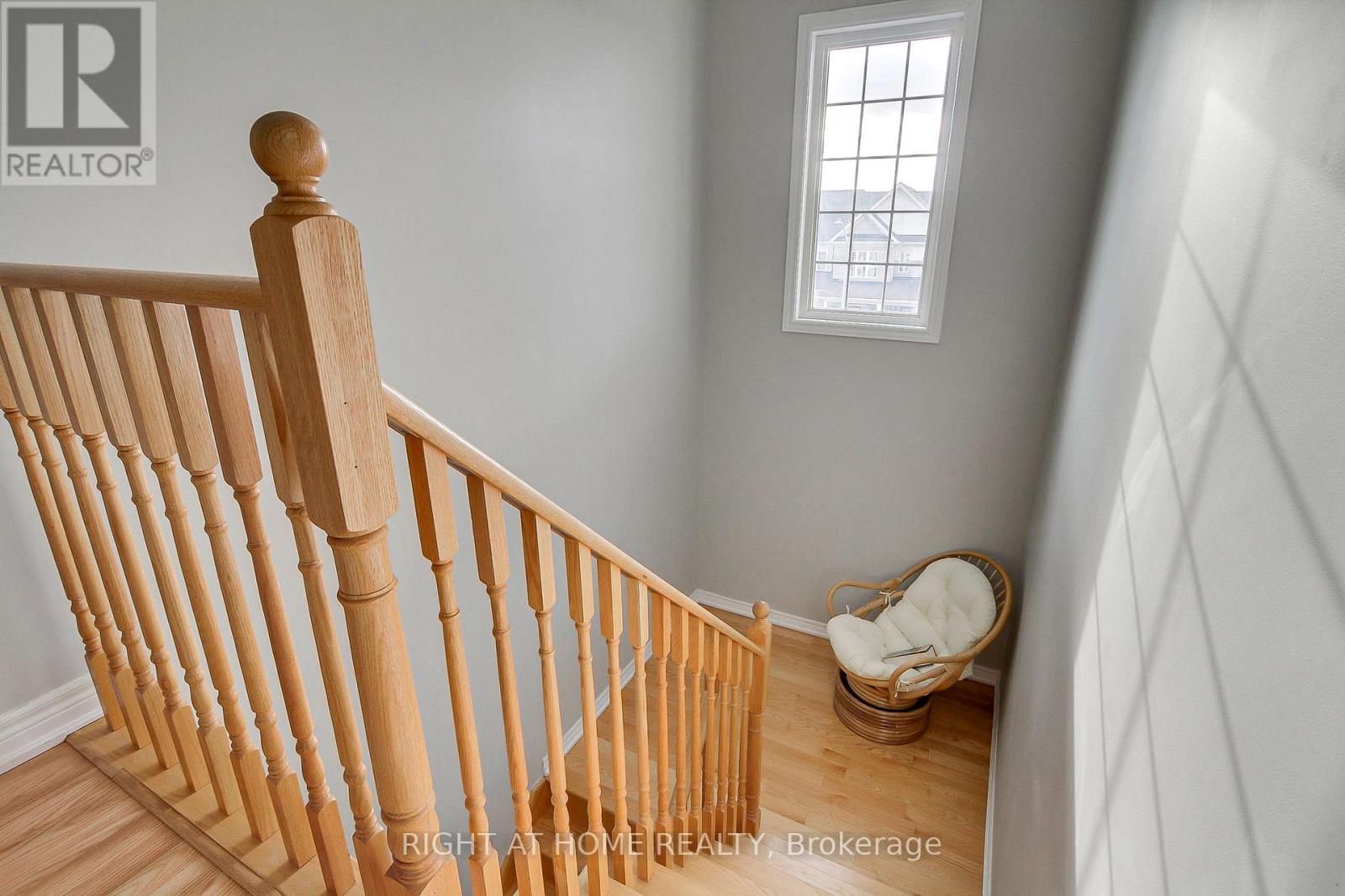 89 Matthewson Avenue, Bradford West Gwillimbury, Ontario  L3Z 0N8 - Photo 20 - N12589130