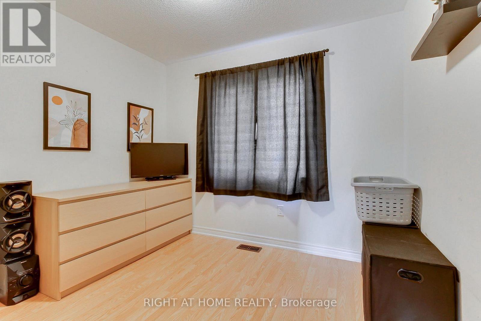 89 Matthewson Avenue, Bradford West Gwillimbury, Ontario  L3Z 0N8 - Photo 27 - N12589130