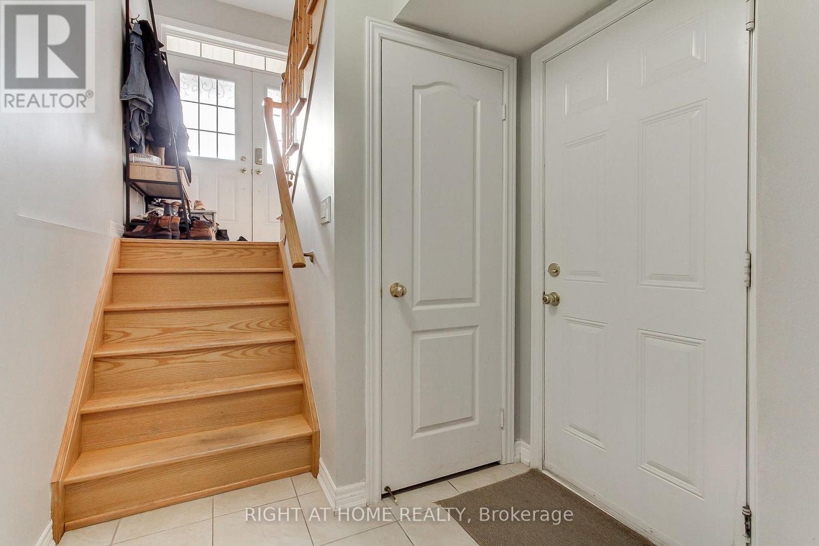 89 Matthewson Avenue, Bradford West Gwillimbury, Ontario  L3Z 0N8 - Photo 29 - N12589130