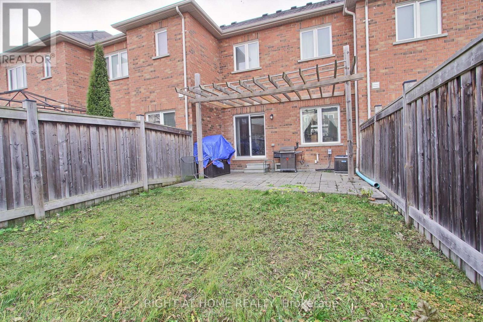 89 Matthewson Avenue, Bradford West Gwillimbury, Ontario  L3Z 0N8 - Photo 34 - N12589130