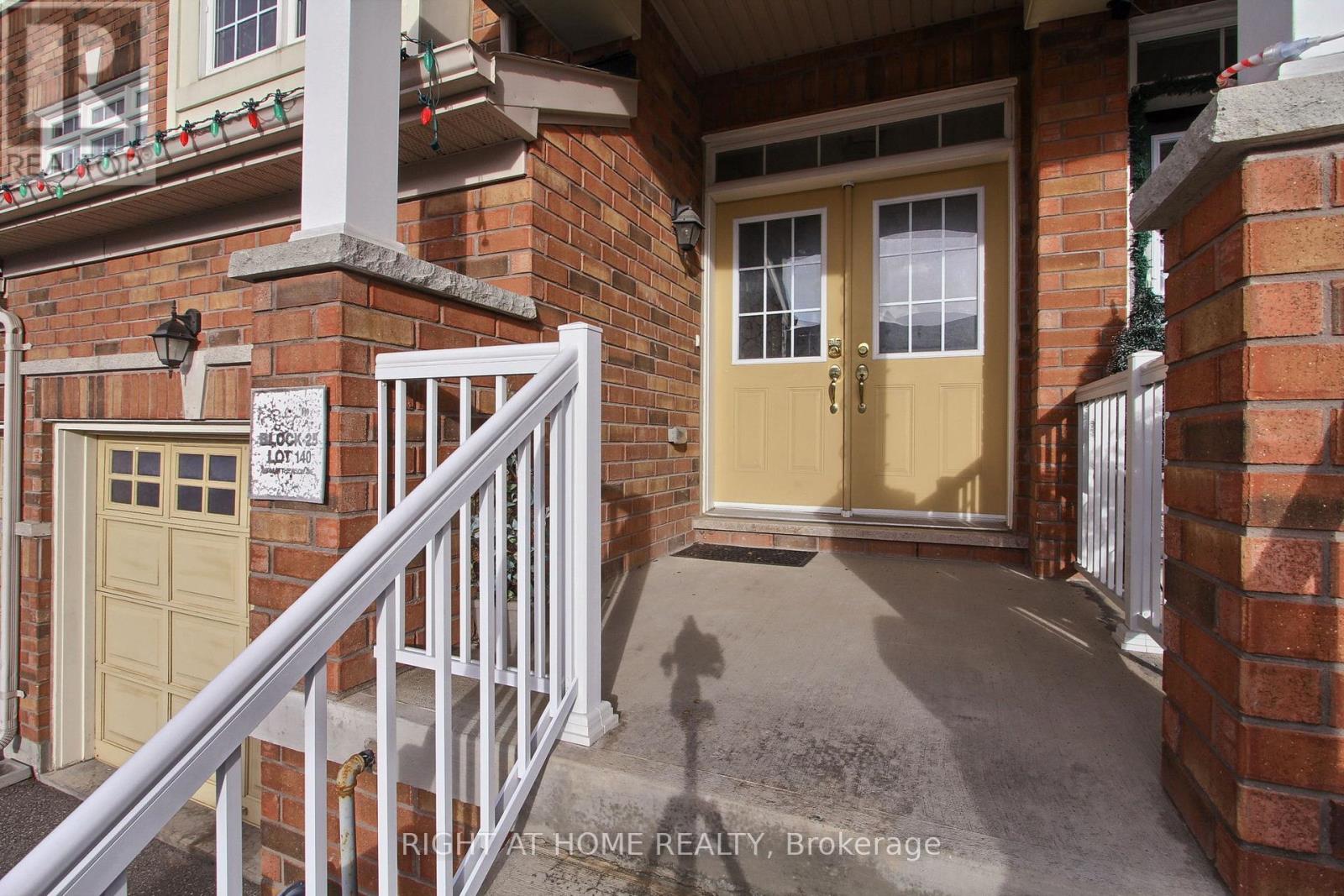 89 Matthewson Avenue, Bradford West Gwillimbury, Ontario  L3Z 0N8 - Photo 5 - N12589130