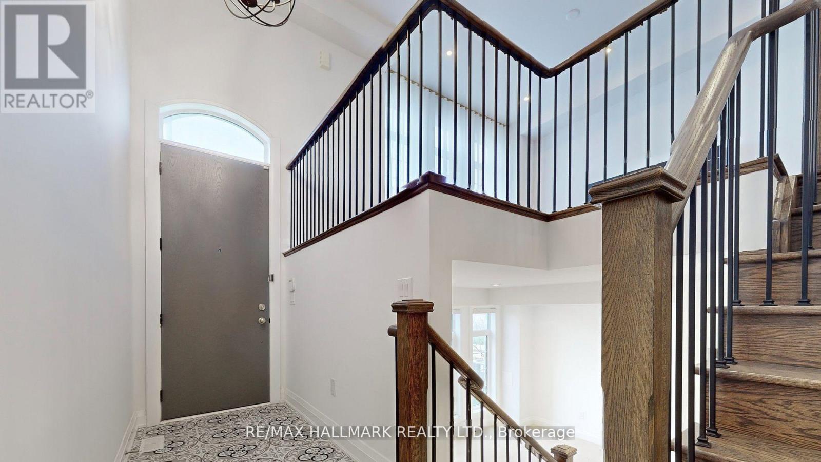 523 Carrville Road, Richmond Hill, Ontario  L4C 1C2 - Photo 14 - N12589140