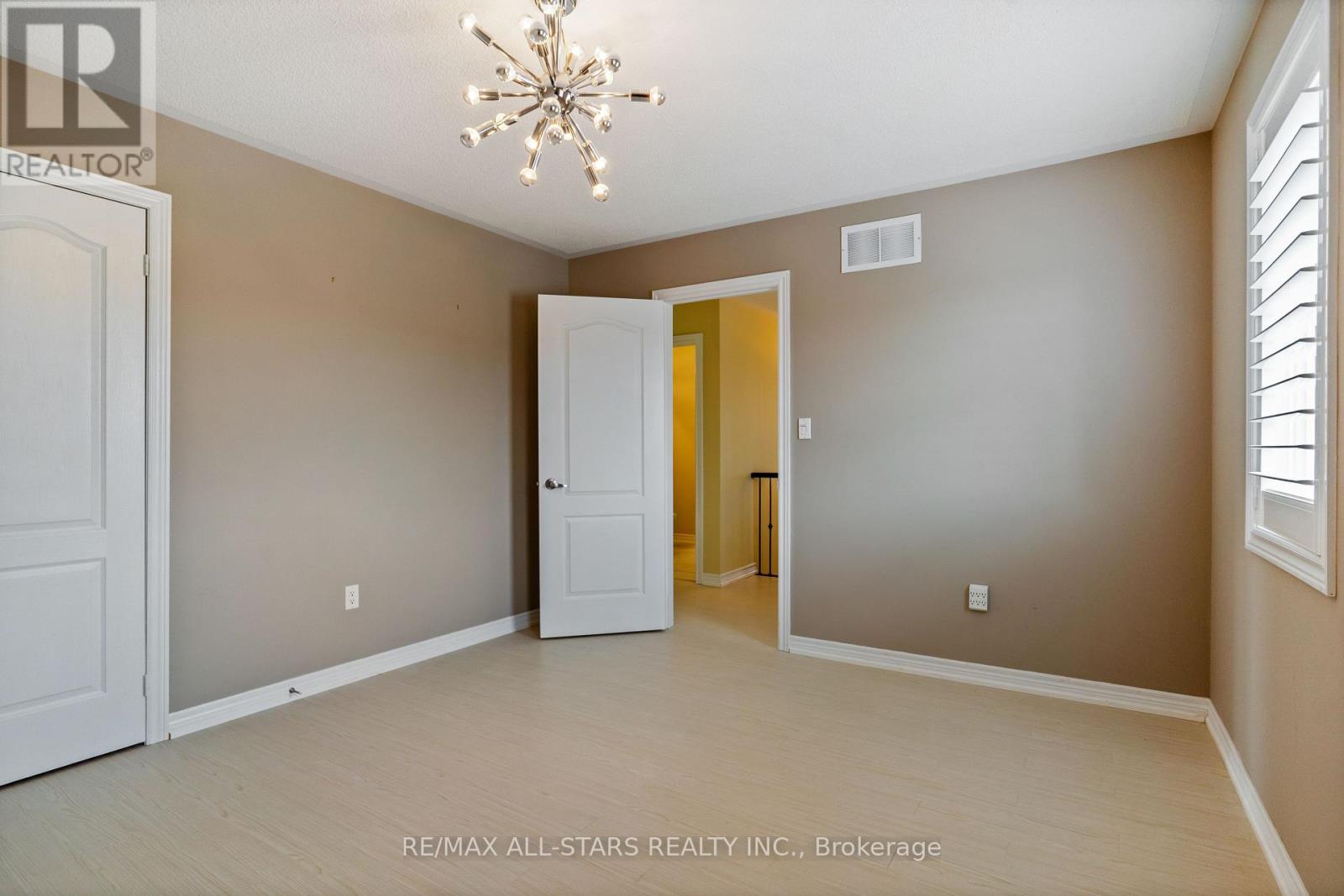 114 Lakeside Vista Way, Markham, Ontario  L6E 0B6 - Photo 25 - N12589144