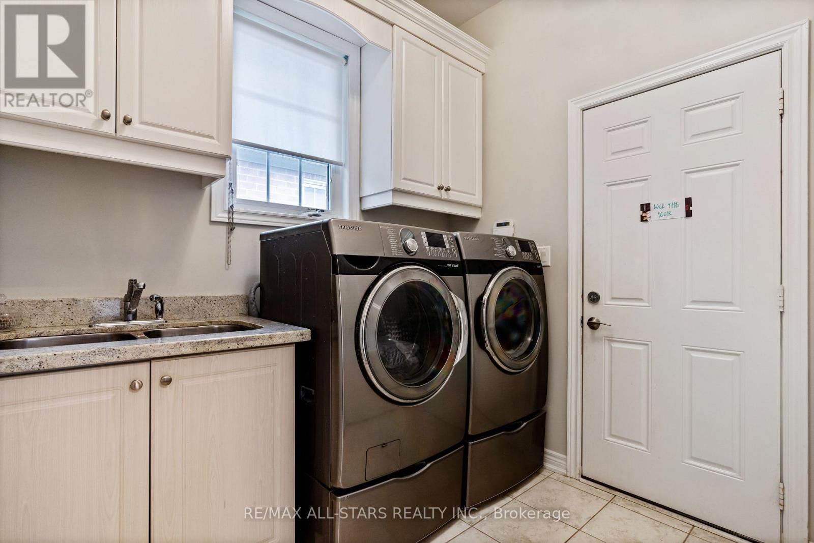 114 Lakeside Vista Way, Markham, Ontario  L6E 0B6 - Photo 33 - N12589144