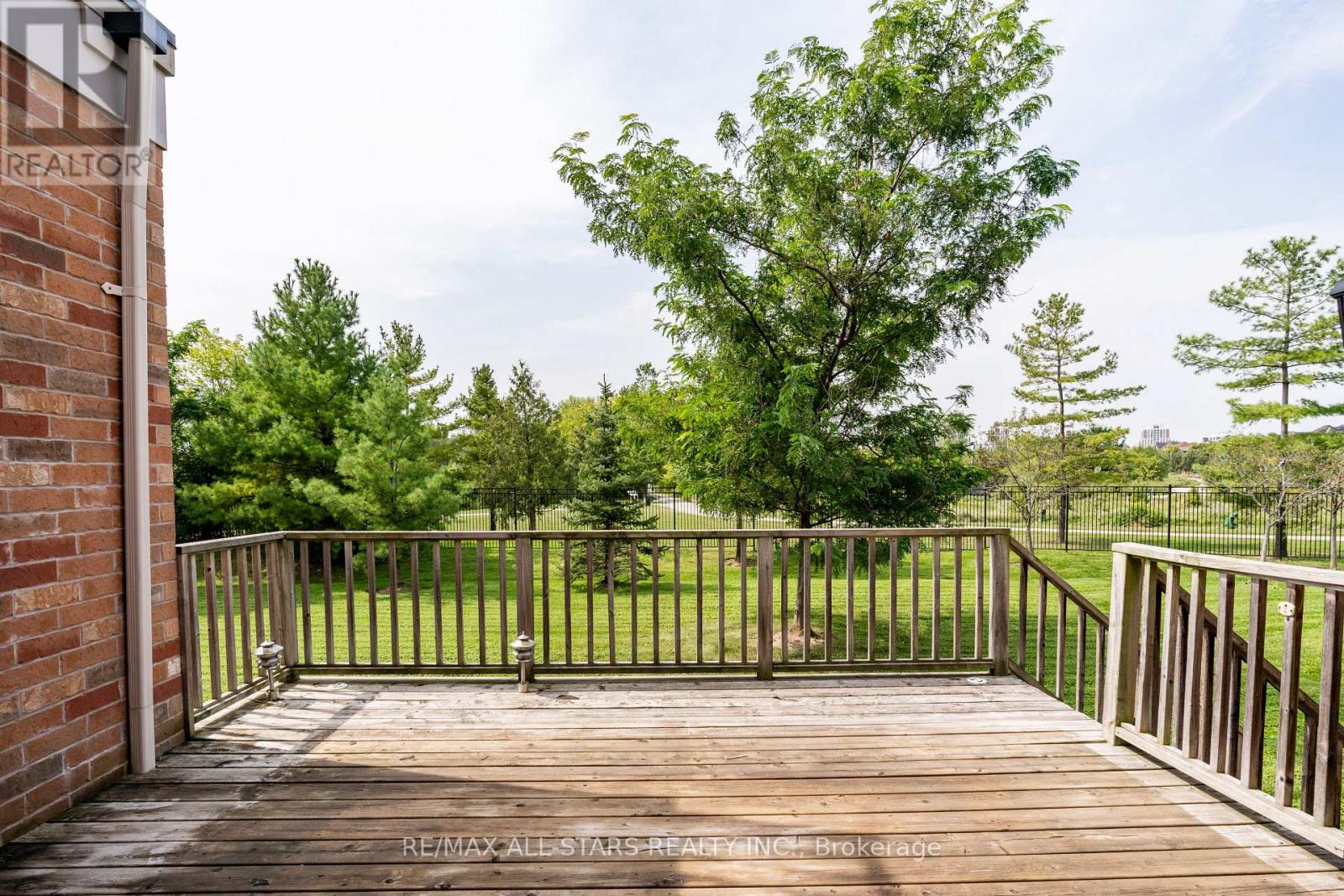 114 Lakeside Vista Way, Markham, Ontario  L6E 0B6 - Photo 40 - N12589144