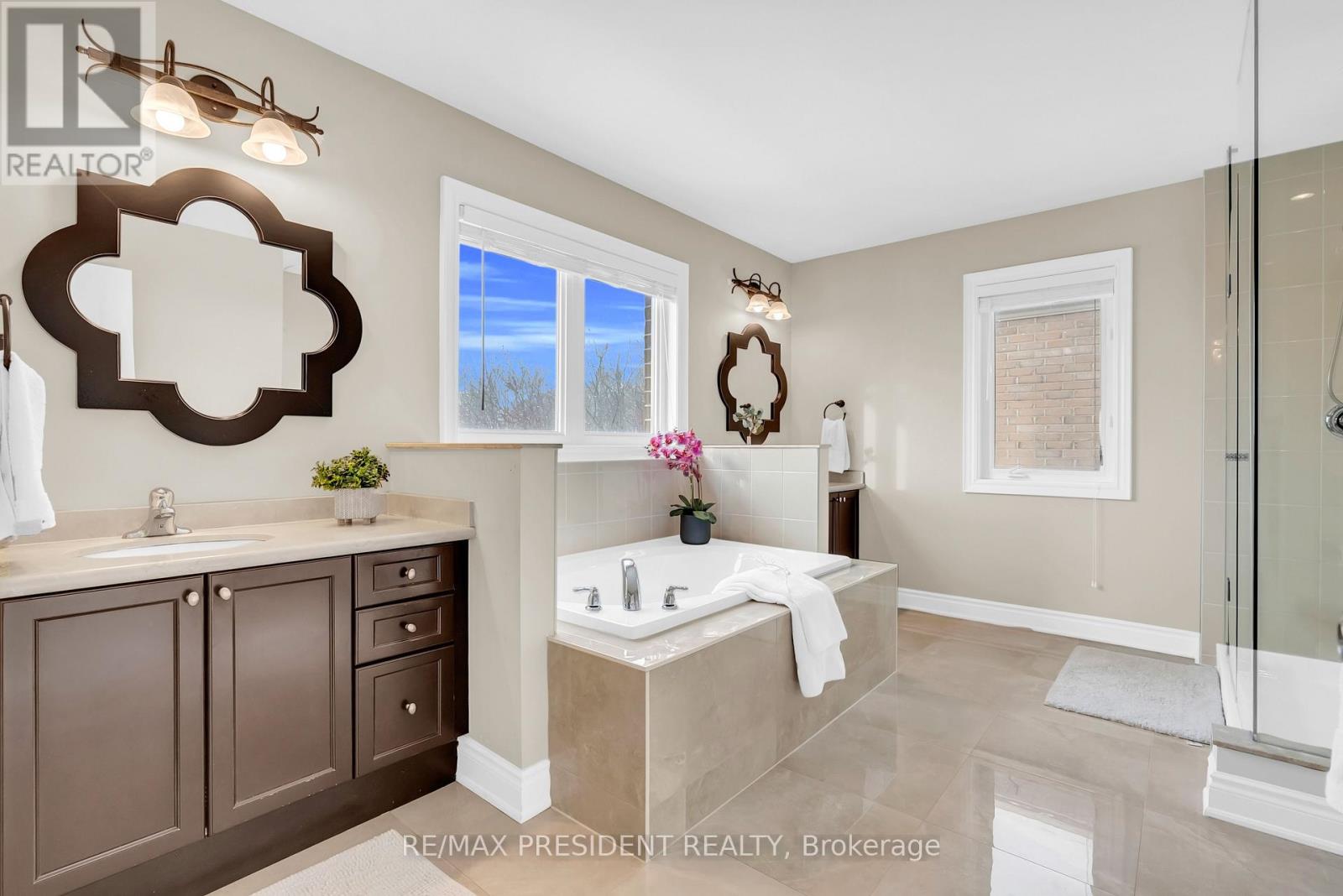 166 Elbern Markell Drive, Brampton, Ontario  L6X 2Z9 - Photo 27 - W12589096