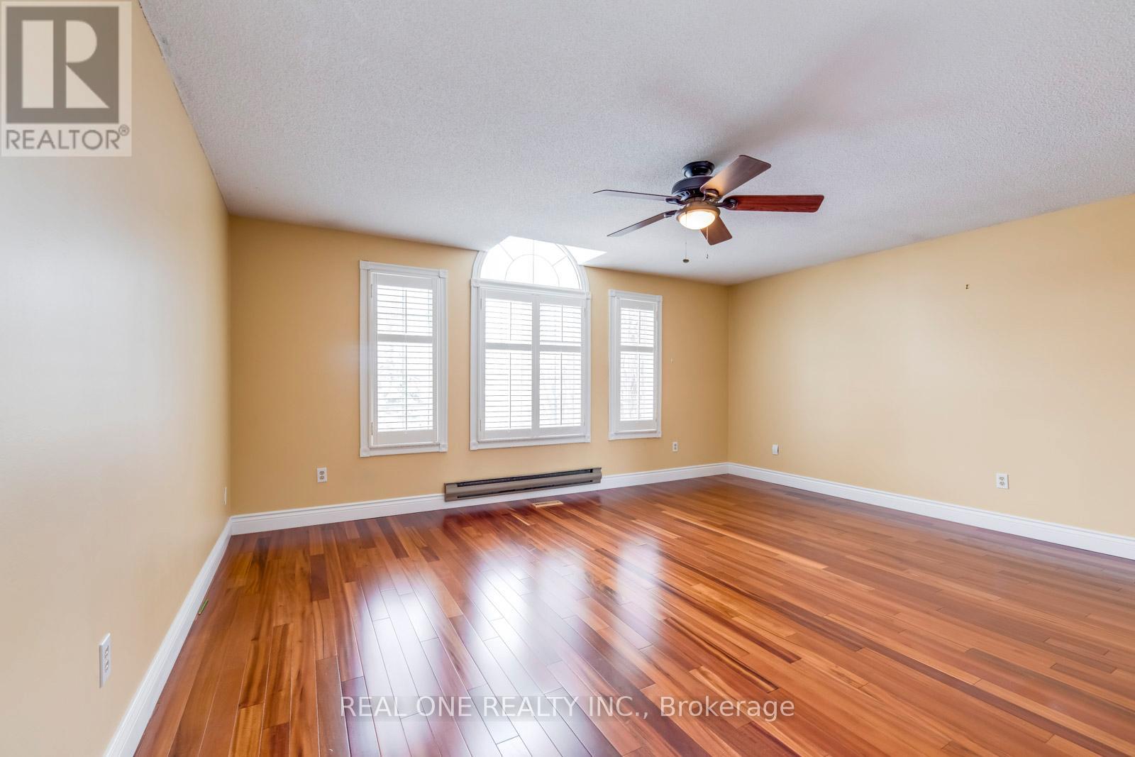 1369 Mapleridge Crescent, Oakville, Ontario  L6M 2G8 - Photo 22 - W12589124