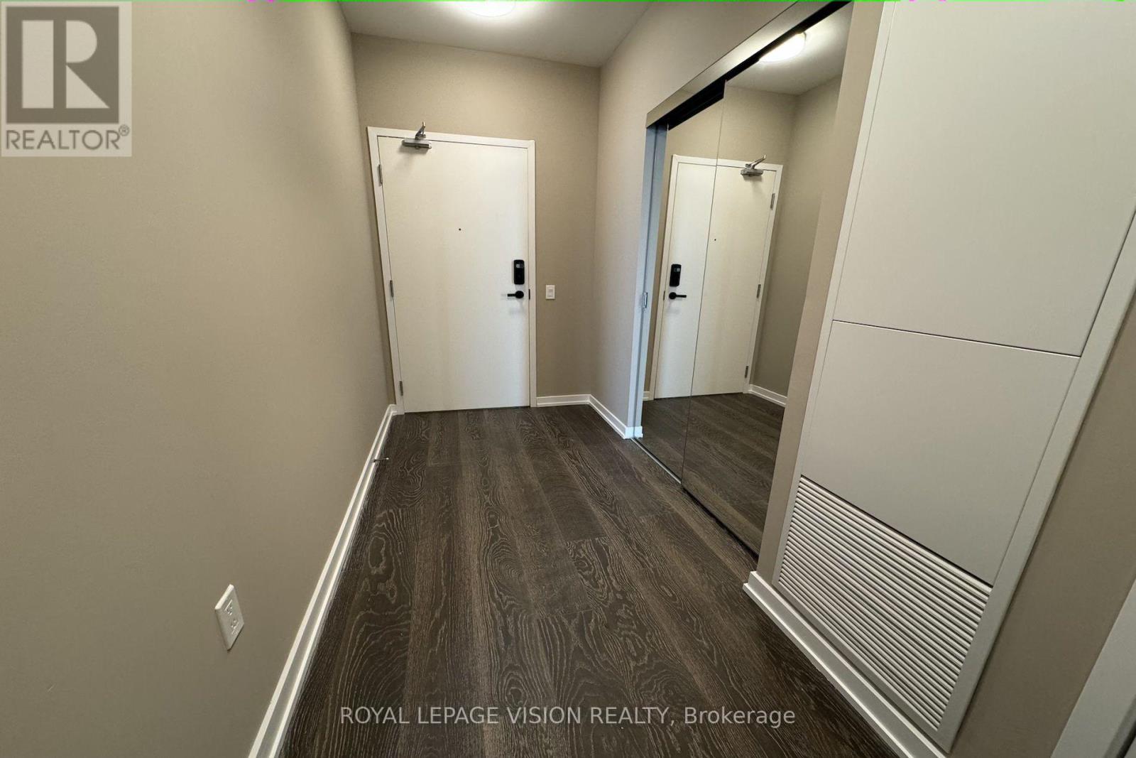 4806 - 3883 Quartz Road, Mississauga, Ontario  L5B 0M4 - Photo 5 - W12589128