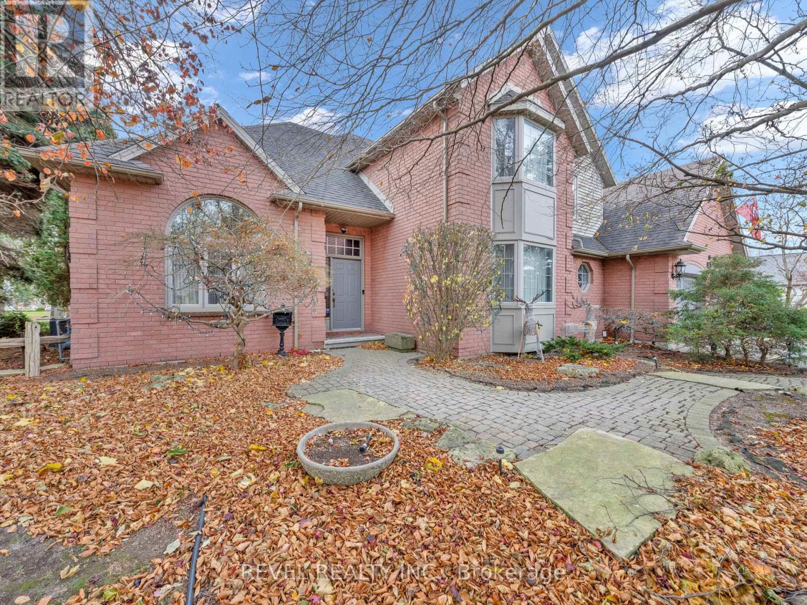 11 Cramar Crescent, Chatham-Kent, Ontario  N7M 6G3 - Photo 2 - X12589216