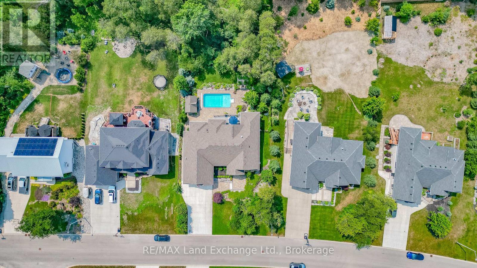 144 Trillium Drive, Saugeen Shores, Ontario  N0H 2C2 - Photo 7 - X12589184