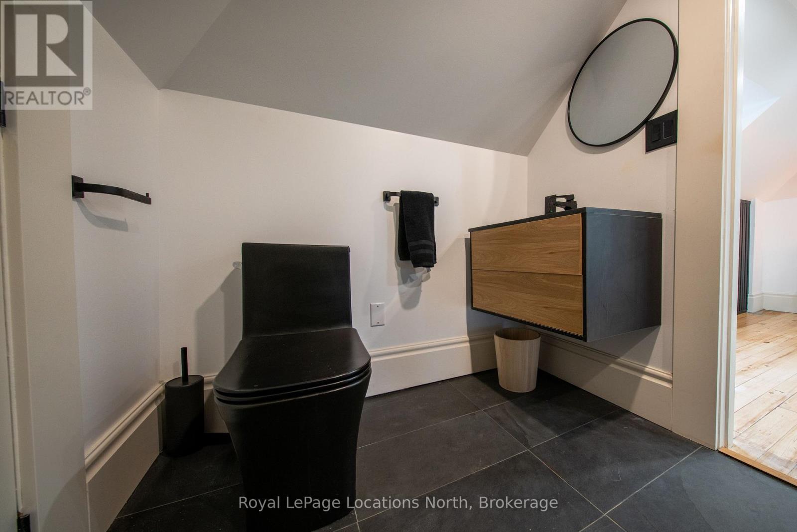 24 Marshall Street W, Meaford, Ontario  N4L 1E3 - Photo 18 - X12589204