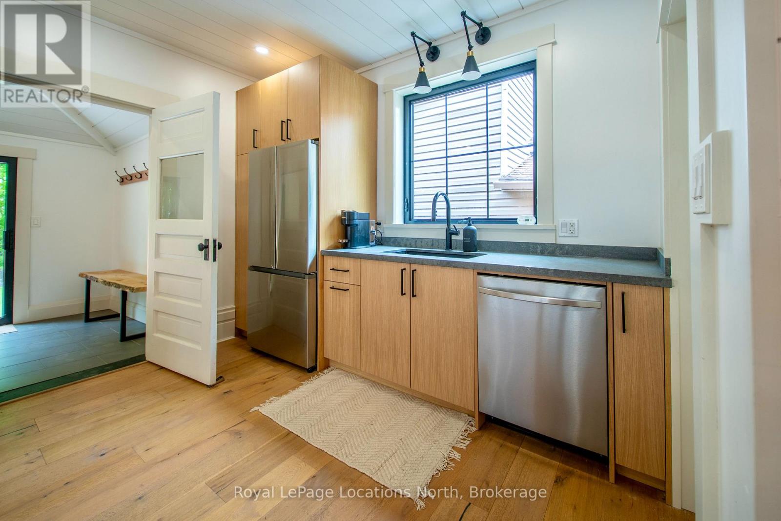 24 Marshall Street W, Meaford, Ontario  N4L 1E3 - Photo 8 - X12589204