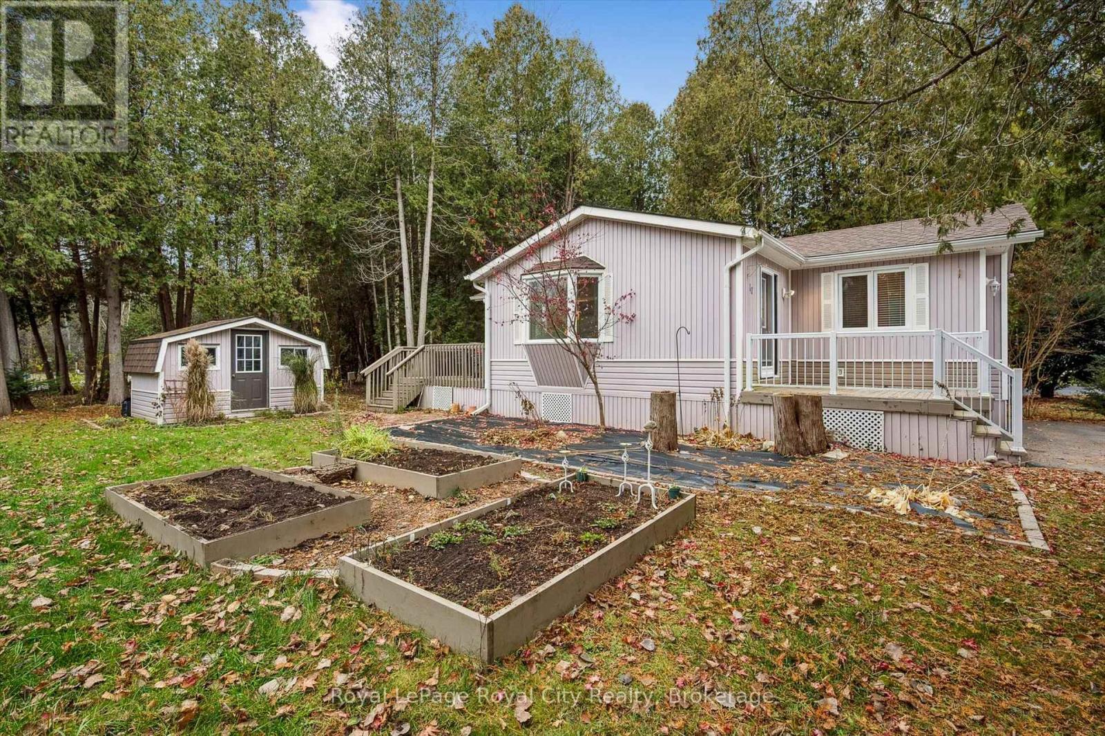 10 SPRUCE AVENUE, Puslinch, Ontario