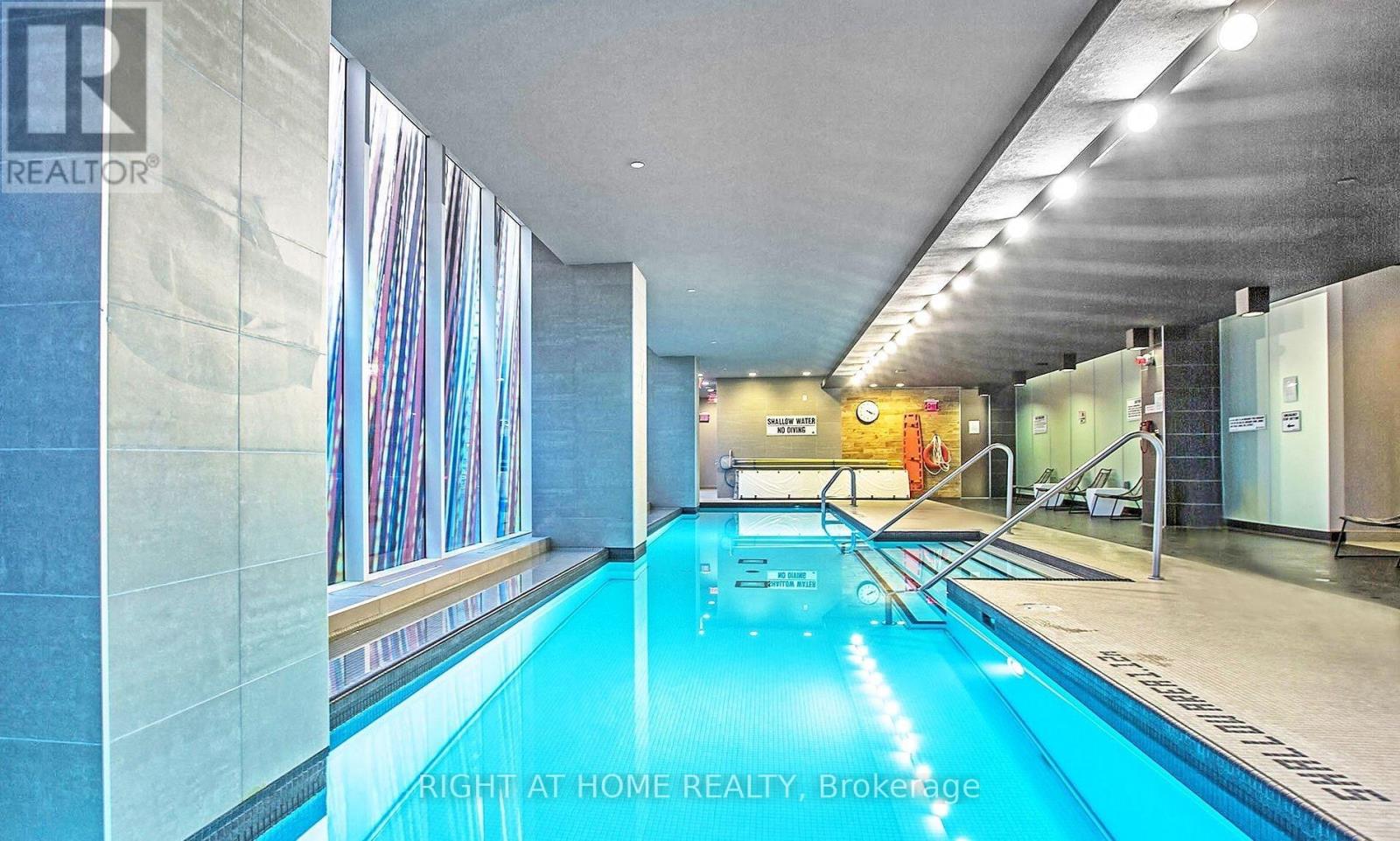 1109 - 85 Queens Wharf Road, Toronto, Ontario  M5V 0J9 - Photo 19 - C12589194