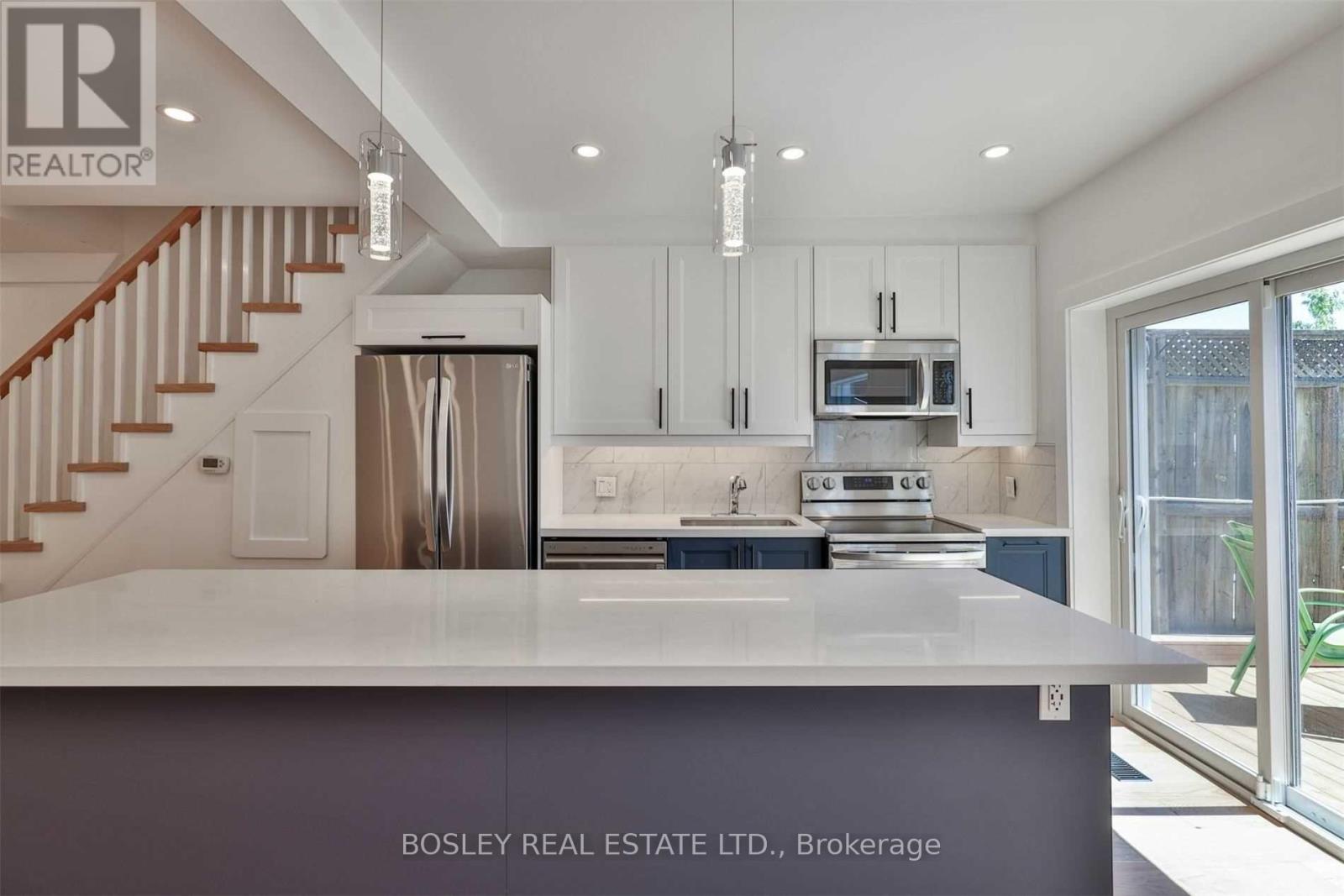 Upper - 283 Davisville Avenue, Toronto, Ontario  M4S 1H1 - Photo 13 - C12589202