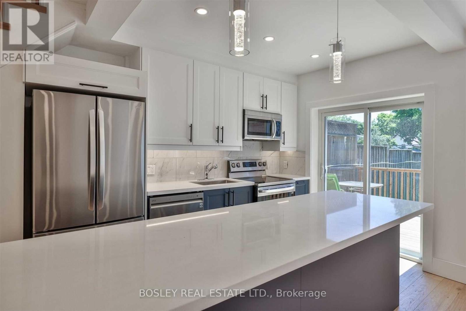 Upper - 283 Davisville Avenue, Toronto, Ontario  M4S 1H1 - Photo 17 - C12589202