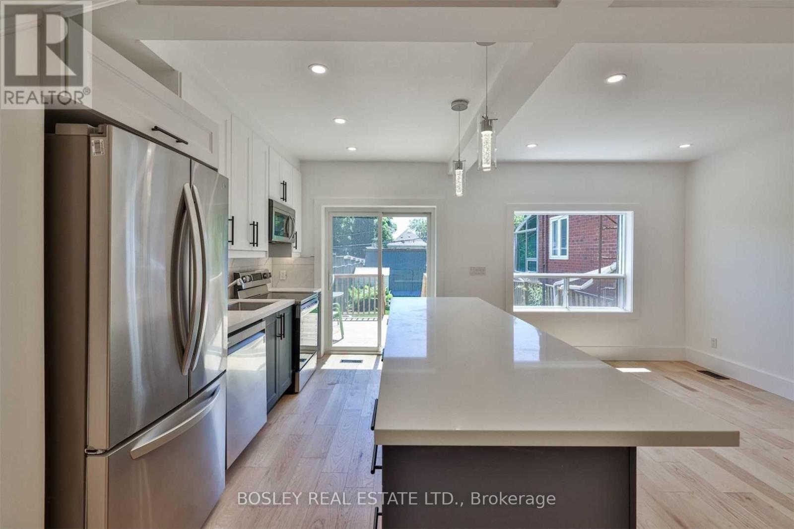 Upper - 283 Davisville Avenue, Toronto, Ontario  M4S 1H1 - Photo 18 - C12589202