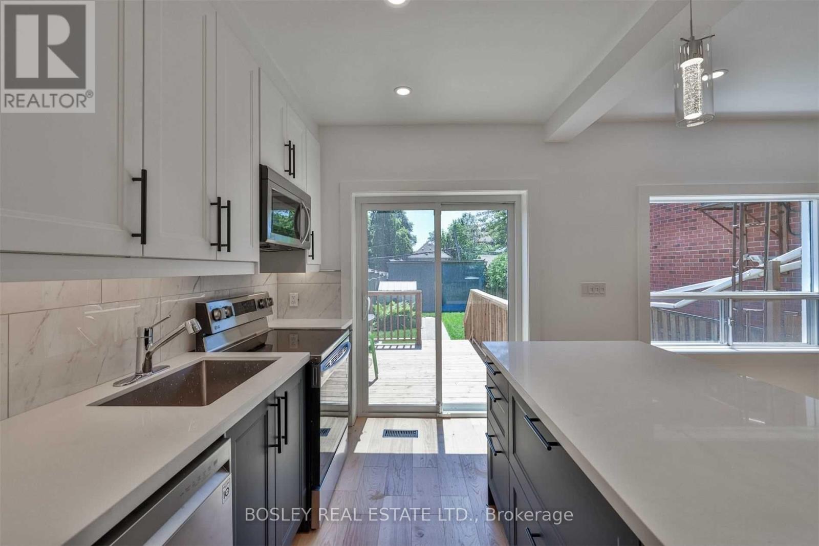 Upper - 283 Davisville Avenue, Toronto, Ontario  M4S 1H1 - Photo 19 - C12589202
